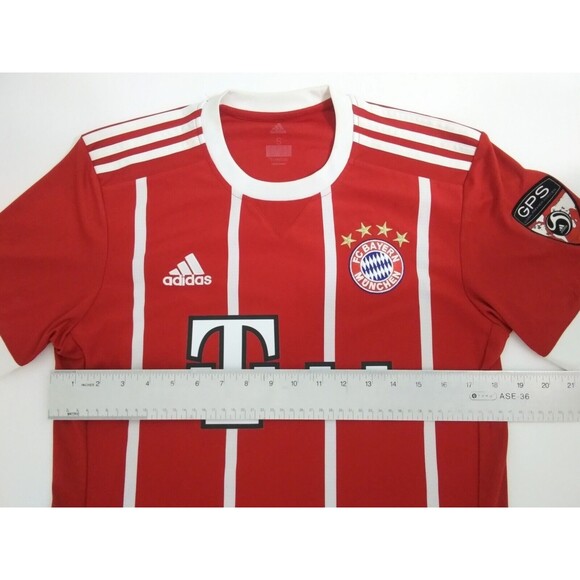 FC Bayern Size Small Munich Munchen Home 2017-18 Football Shirt Soccer Jersey 14 - Picture 11 of 12